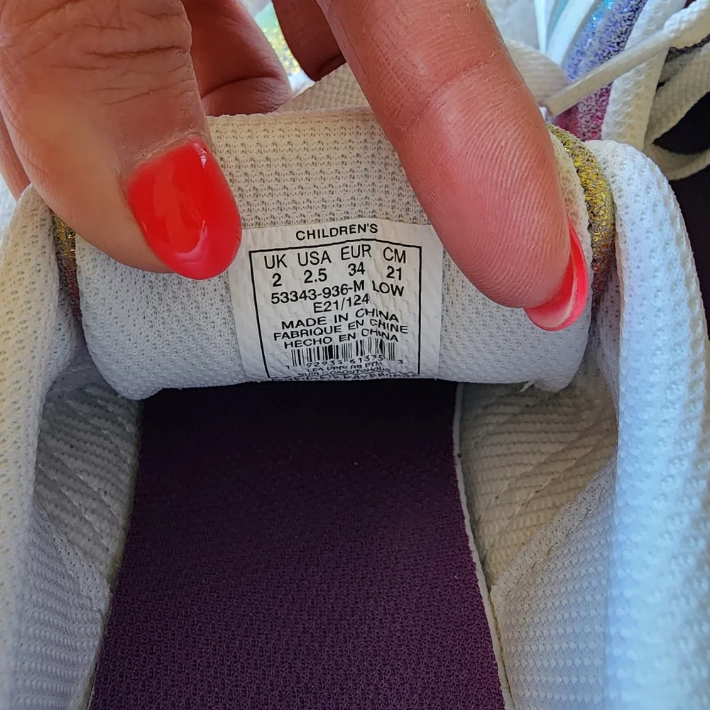 K‎ Swiss Girls Rainbow Classic VN Sneakers Size 2.5 New